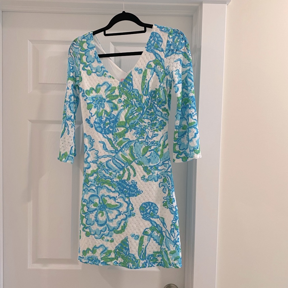 Beautiful Lilly Pulitzer summer dress.